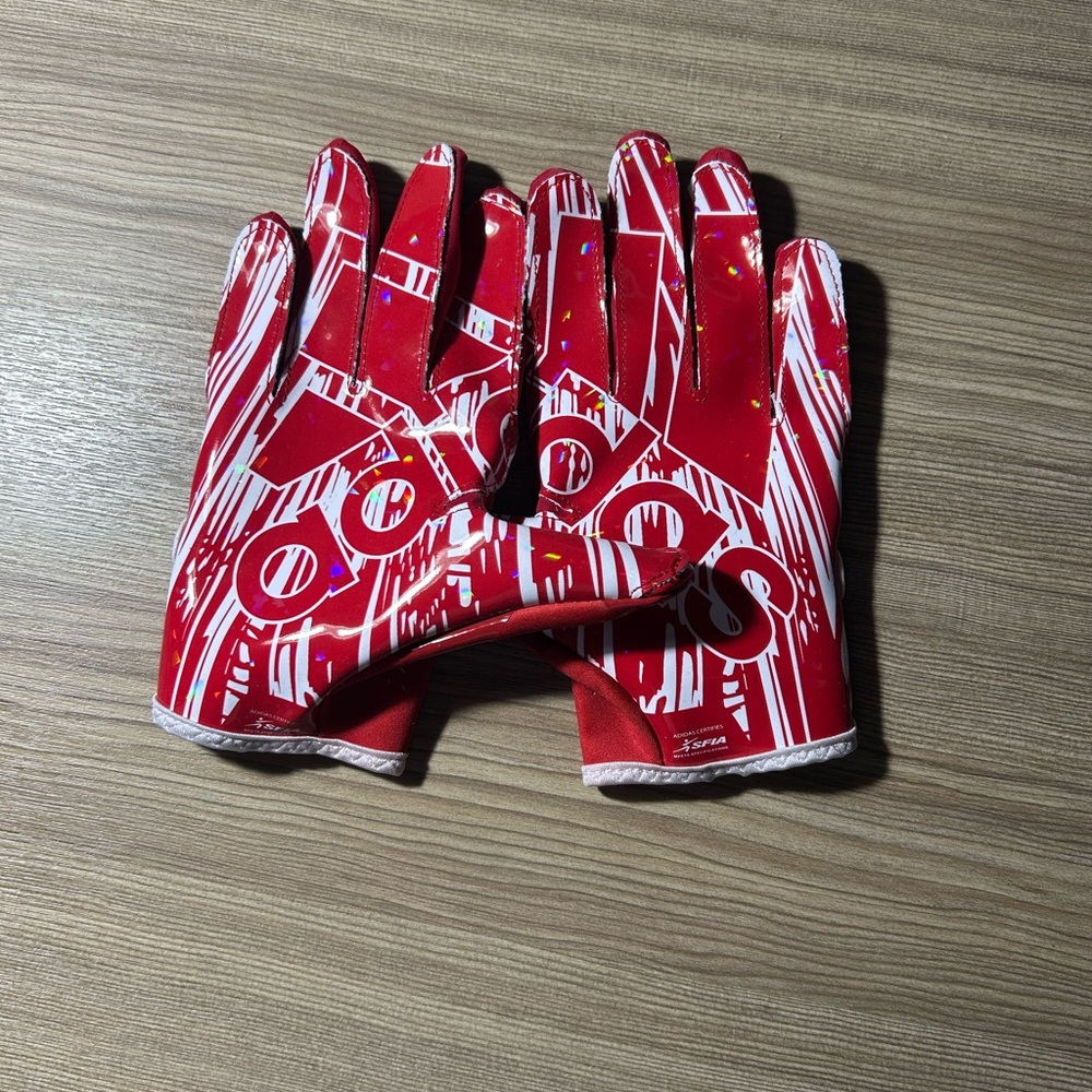 Adidas Red and White Sports Gloves - Picture 1 of 2